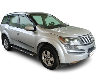 Mahindra XUV500-img